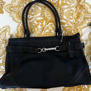 Coach black shoulder bag- work bag Excellent used condition